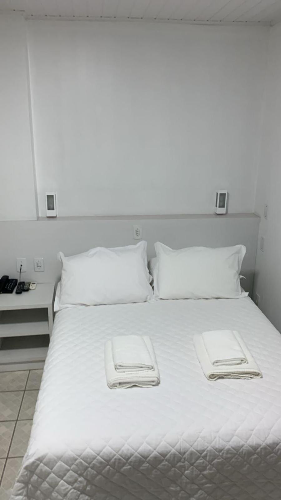 阿波罗十六世酒店 克里西玛 外观 照片